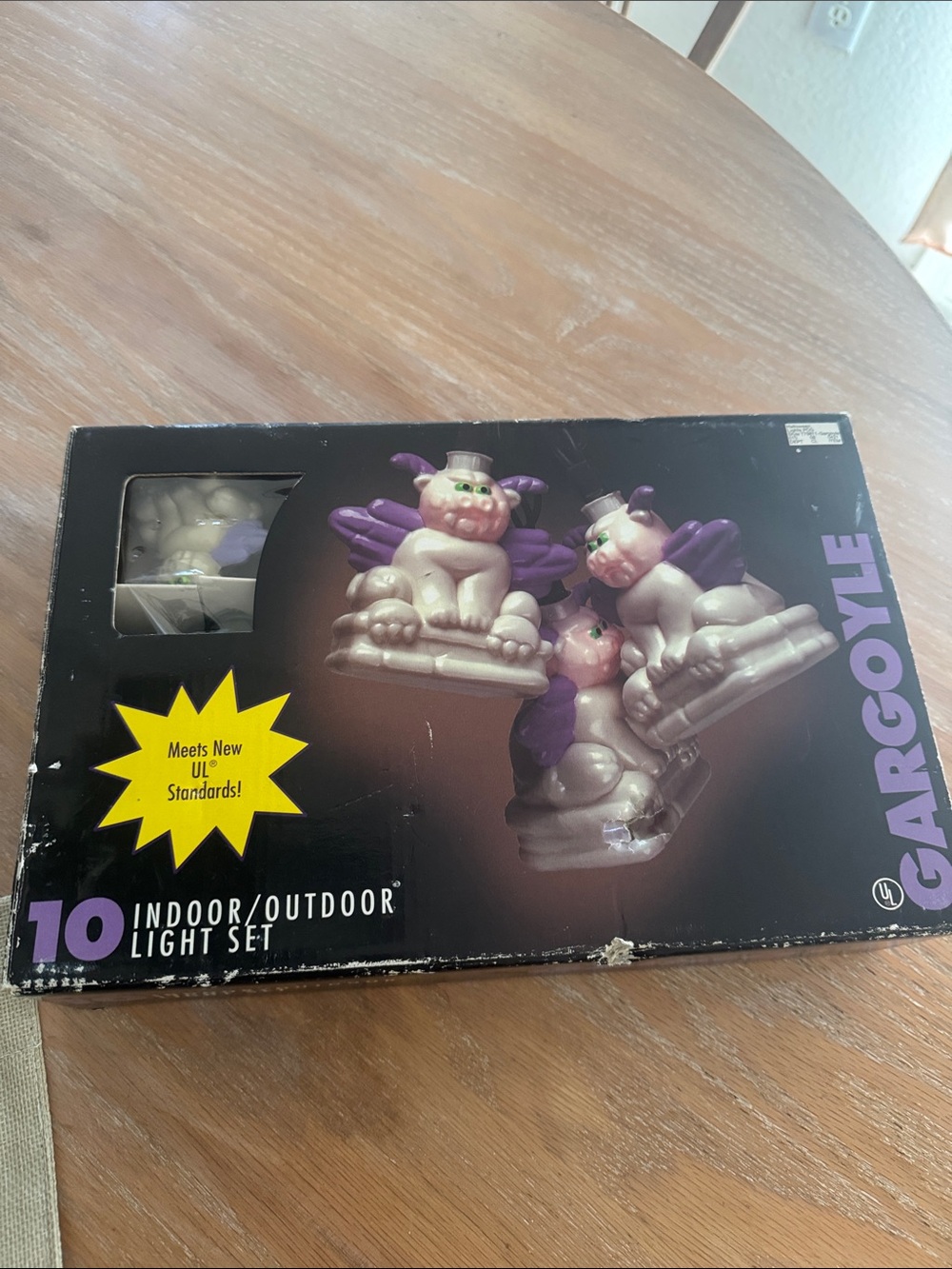 Halloween gargoyle vintageIndoor/Outdoor Light Set - Purple
